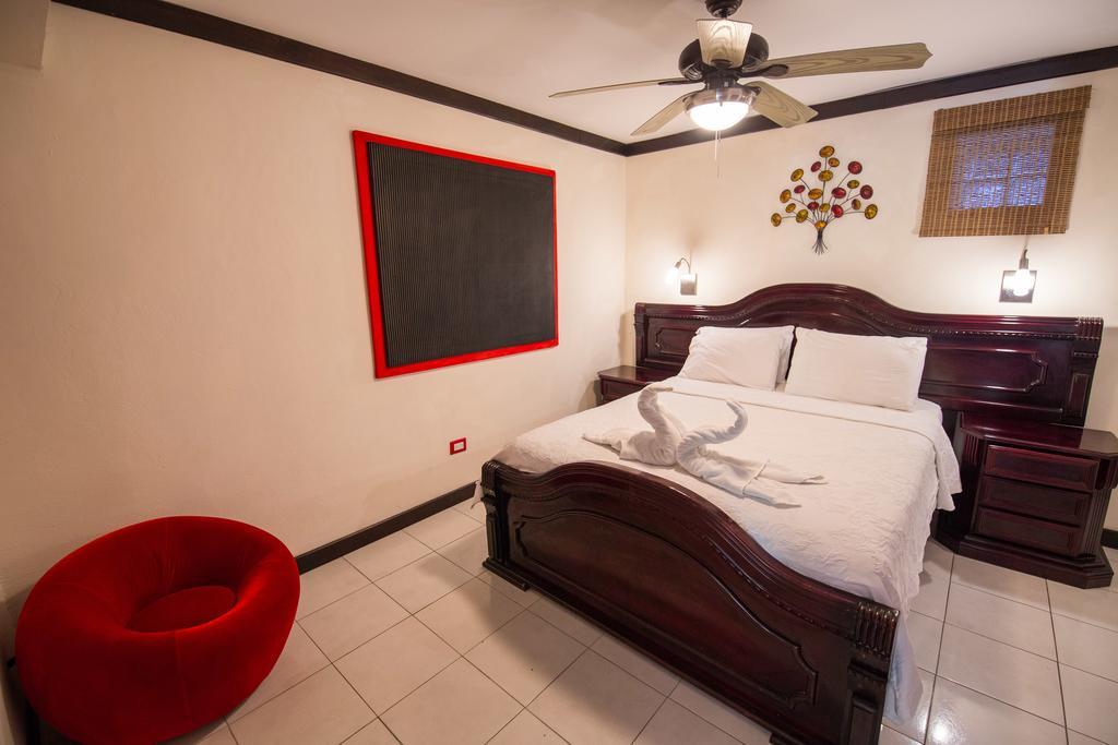 Tuanis Aparthotel Jacó Exterior foto